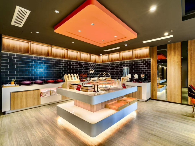 Food & Drinks 4, ibis Qingdao Xinduxin CapitaMall Hotel, Qingdao