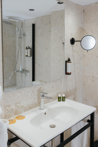 Bathroom 5, Odysseia Hotel Kapetanios