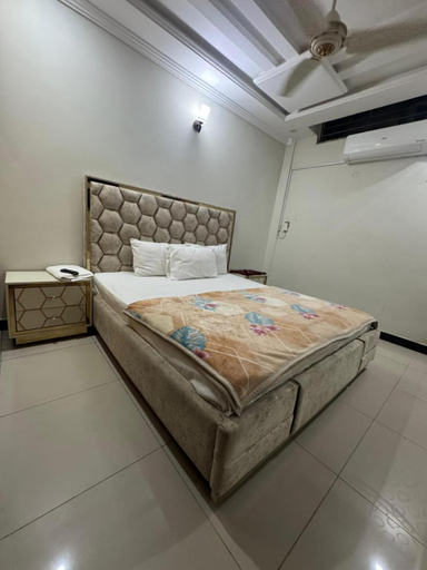 Bedroom 1, Capital Guest House, Islamabad