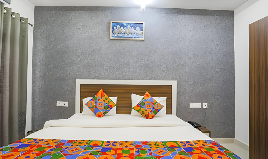 Others 3, Vinayak GuestHouse, Lucknow
