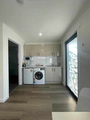 Others 3, Four Square Short Stay Accommodation Railton, Kentish