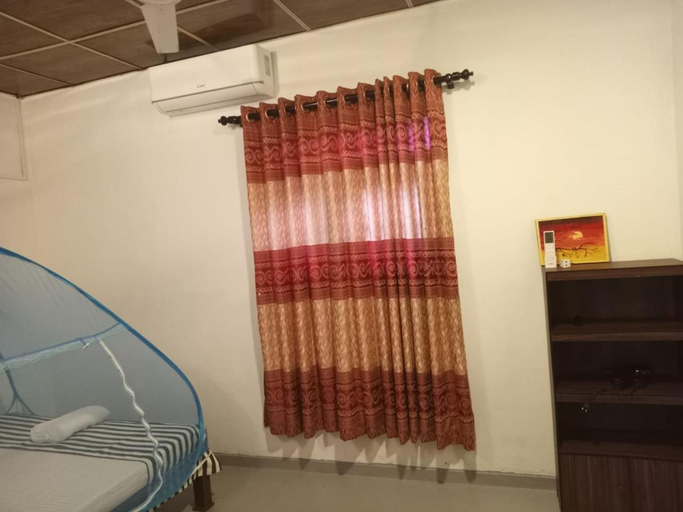 Bedroom 4, Little Villa, Habaraduwa