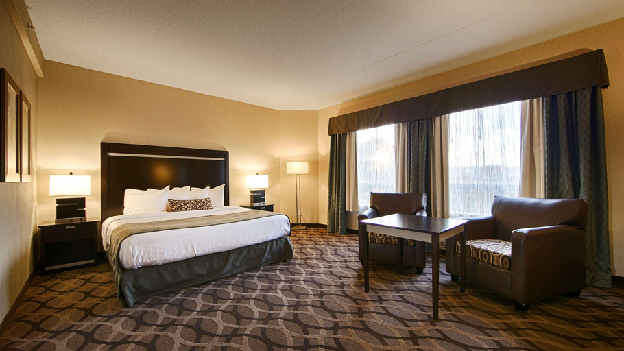 Bedroom 3, Best Western Plus Travel Hotel Toronto Airport, Toronto