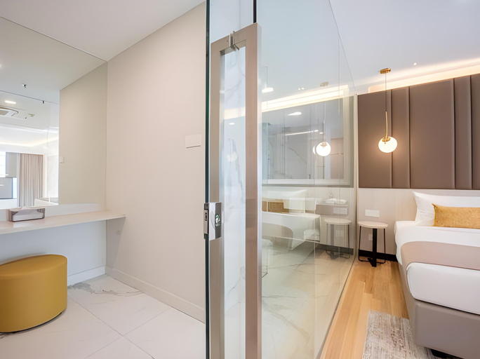 Others 5, Societe Hartamas Kuala Lumpur, Kuala Lumpur