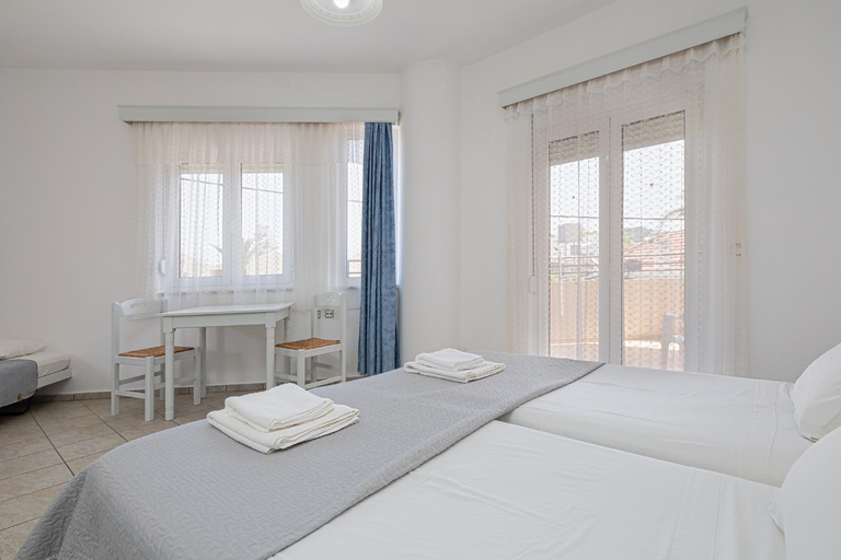 Others 3, Marias Studios & Apartments in Platanias, Crete