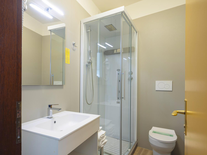 Bathroom 4, Cristallo, Treviso