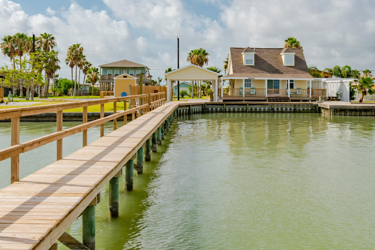 Exterior & Views, Bay Cottage by Miss Kitty’s, Aransas