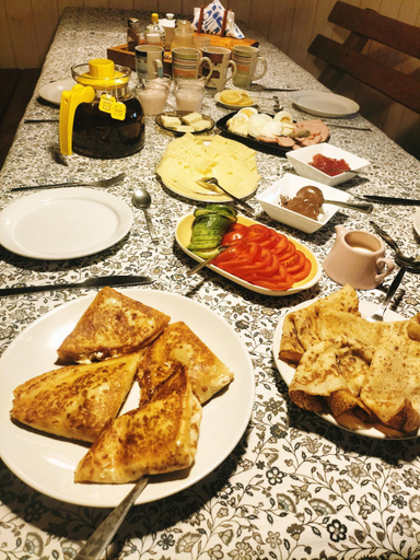 Food & Drinks 5, Willa 7, Żywiec