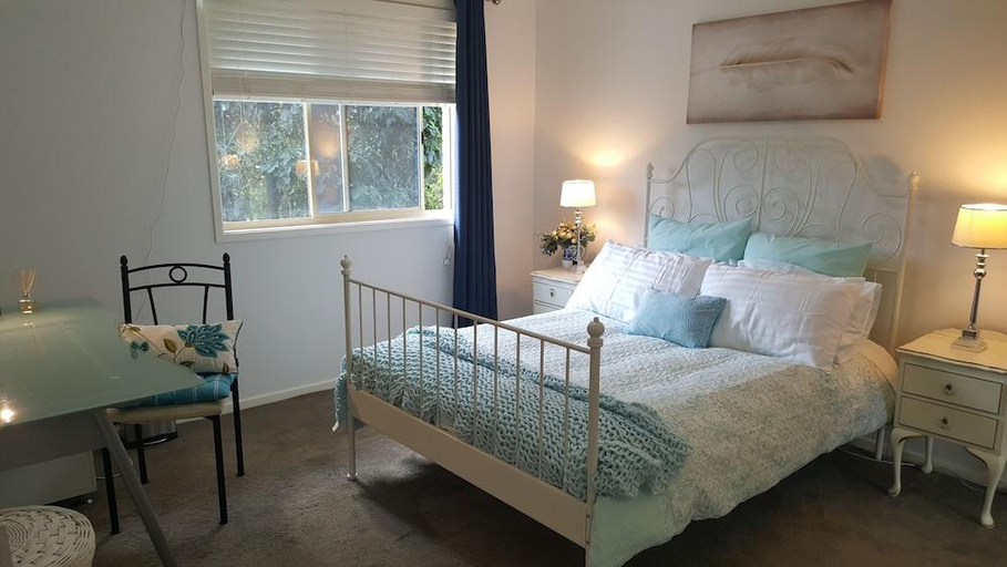 Bedroom 2, Hills Bed & Breakfast, Sydney