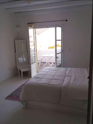 Bedroom 2, Thalassitra Private Pool Suites, South Aegean