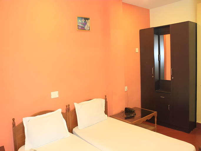 Bedroom 2, Thangam Balaji Guest House - Teynampet, Chennai