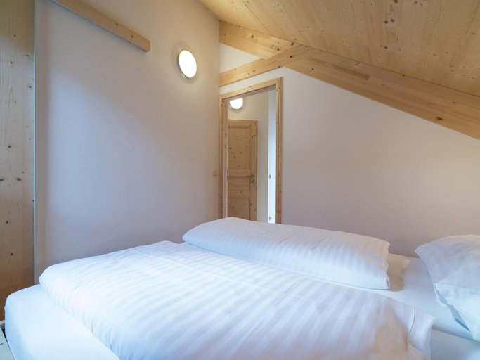 Bedroom 2, Chalet with e-charging station, Murau