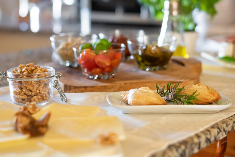 Food & Drinks 5, Mood Farmhouse B&B