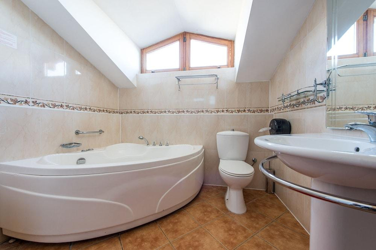 Bathroom 3, Hotel Euforia, Poprad
