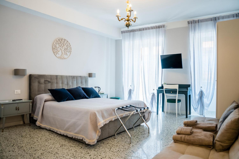 Bedroom 2, B & B L'ABBRACCIO, Isernia