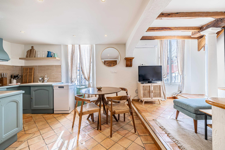 Others 4, Charming apartment heart of Suquet, Alpes-Maritimes