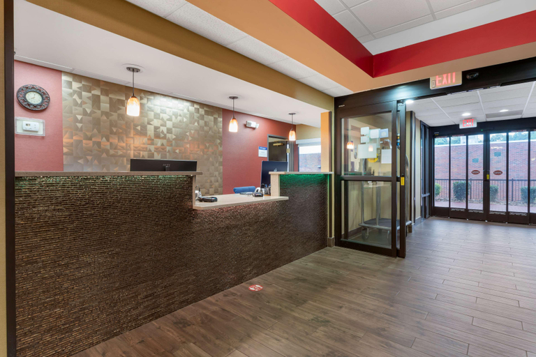 Public Area 2, Best Western Seneca-Clemson, Oconee