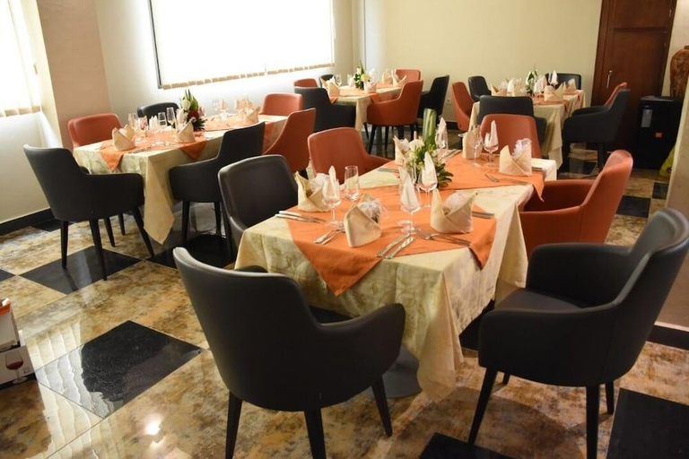 Food & Drinks 3, New Heaven Hotel, Mfoundi
