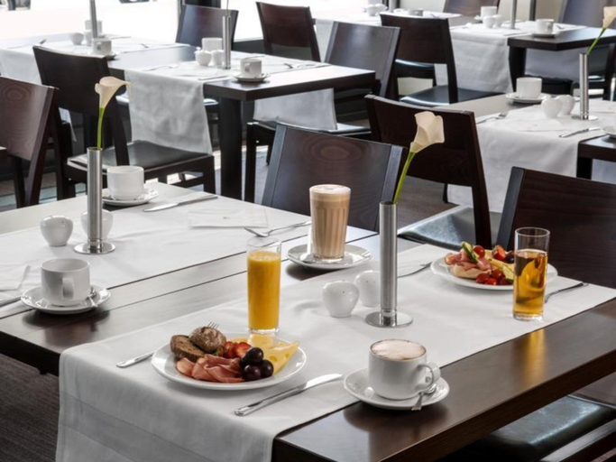 Food & Drinks 4, NH Potsdam, Potsdam