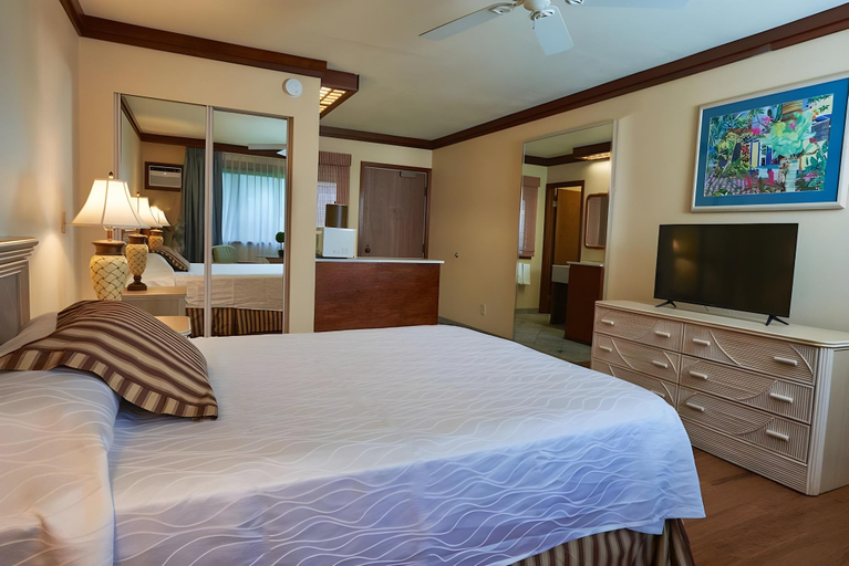 Bedroom 2, The Kauai Inn, Kauai