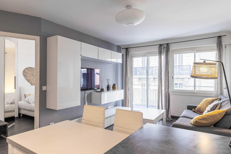 Interior view, Nice apartment with balcony - Center Cannes 1BR/4p, Alpes-Maritimes