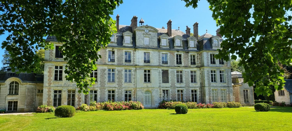Others 5, Les Ecuries du Chateau de Brumare, Eure