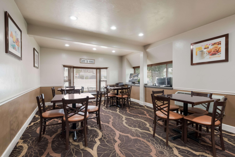 Food & Drinks 5, Best Western Butch Cassidy Inn, Beaver