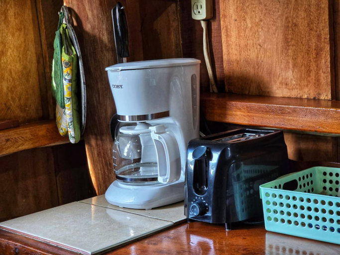 Facilities 4, Rustic Cabin at Freshwater Creek Cabanas
