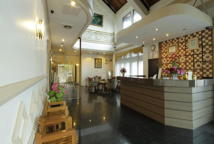Others 5, Mervit Hotel, Padang