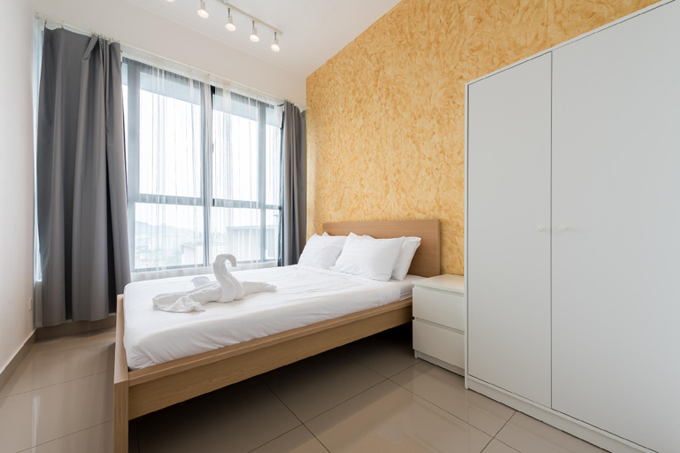 Bedroom 3, 3BR Family Suite Nr Sunway Velocity & LRT Maluri, Kuala Lumpur