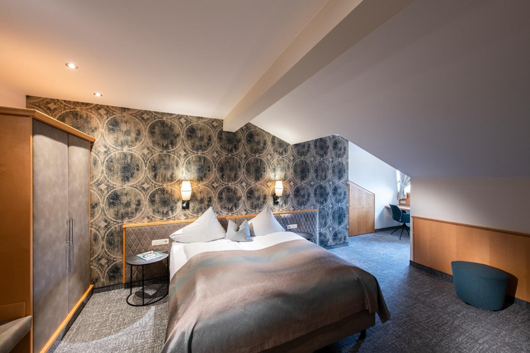 Bedroom 2, Hotel Koniggut, Salzburg Umgebung