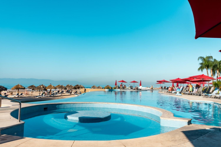 Others 5, Amazing views, beachfront Grand Venetian