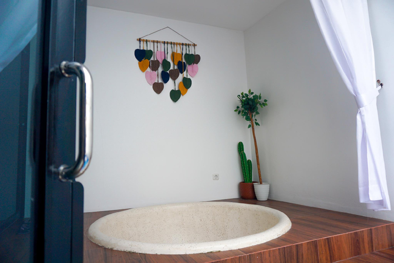 Hot tub, Marvilla Bali 2 Yogyakarta, Sleman