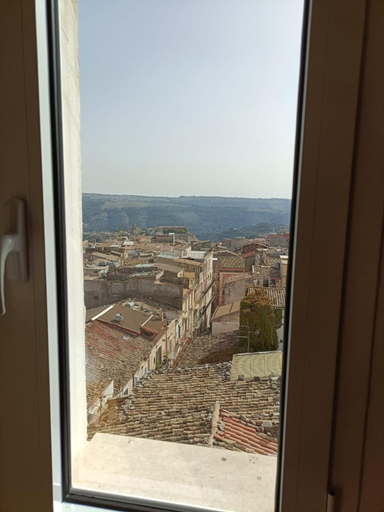 Others 4, Belvedere Barocco, Ragusa
