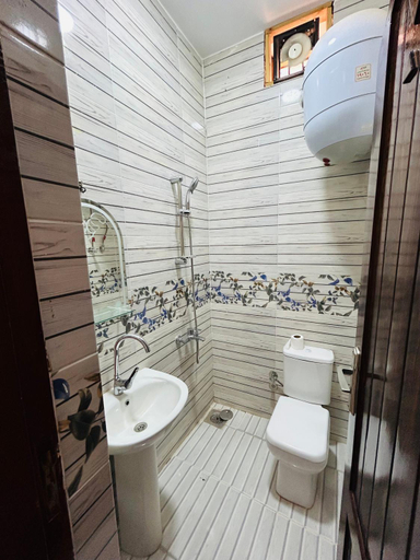 Bathroom 3, ANA-KA Guest house, Aswan