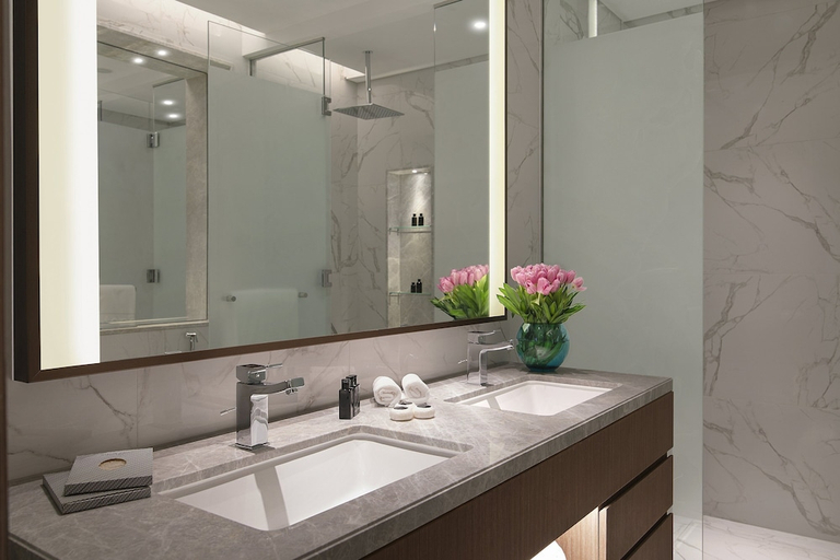 Bathroom 4, Al Jaddaf Rotana Suite Hotel, Dubai