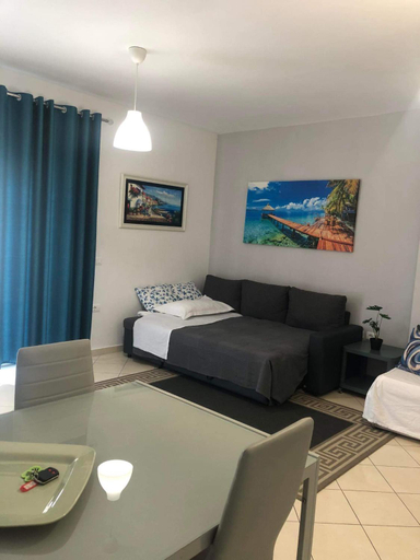Bedroom 4, Marebello, Vlorës