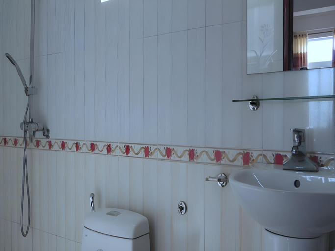 Bathroom 4, Tam Coc Panorama Hotel Restaurant and Vegan , Hoa Lư