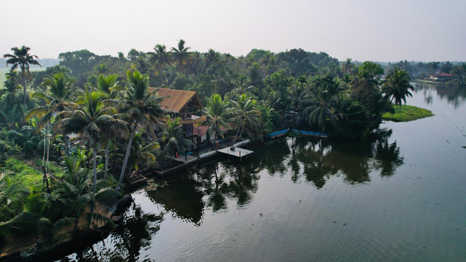 Others 5, Tulsi Kayal Retreat, Alappuzha