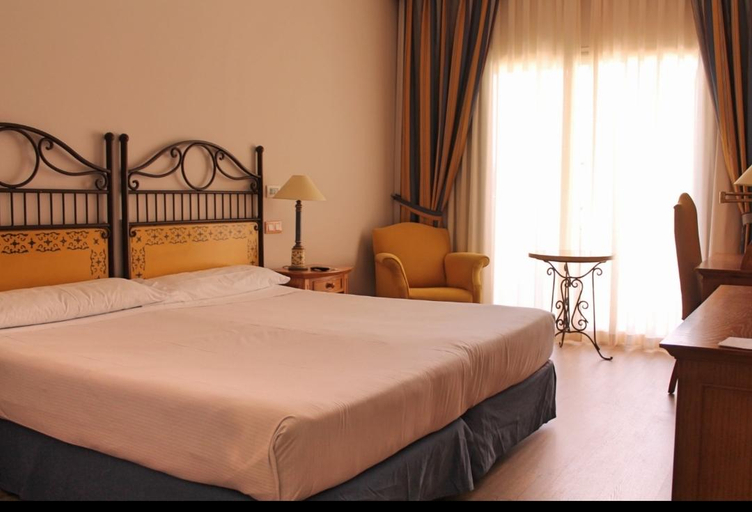 Bedroom 2, Hotel Alicante Golf, Alicante