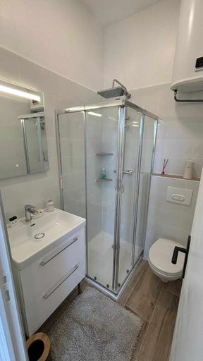 Bathroom 3, Les Sureaux - Hyper-Centre - Design & WiFi - Ideal Visite Perpignan, Pyrénées-Orientales