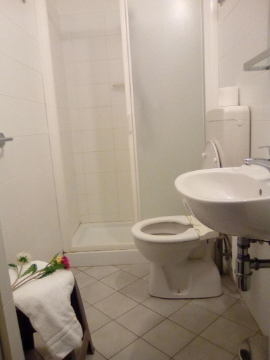 Bathroom 3, Fasthotel, Ravenna