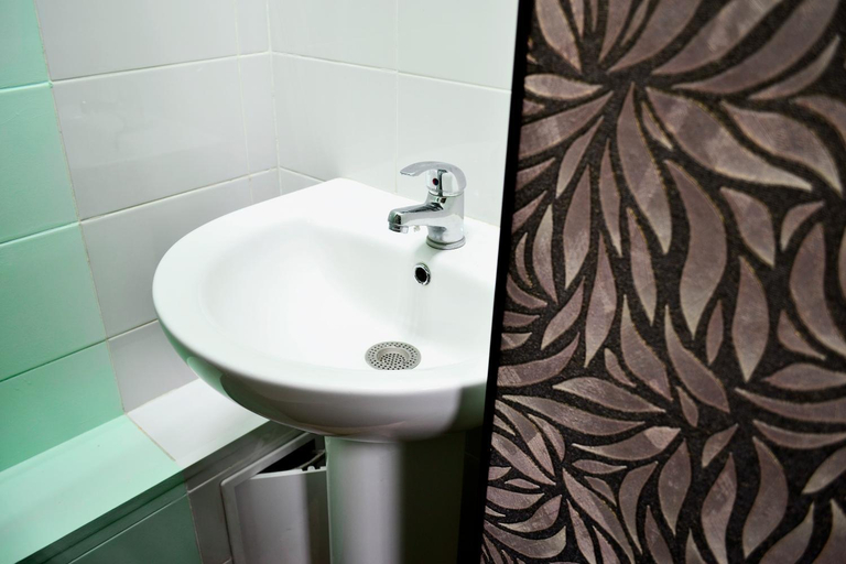 Bathroom 2, KH HOSTEL, Vysokogorskiy rayon