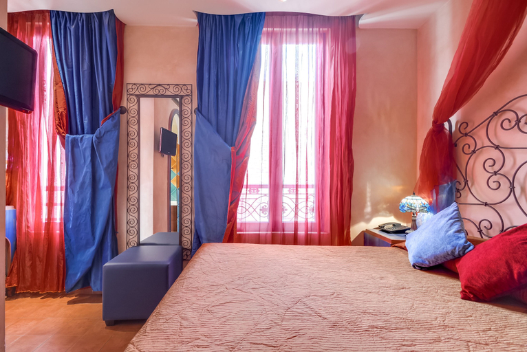 Bedroom 3, Villa Royale Montsouris, Paris