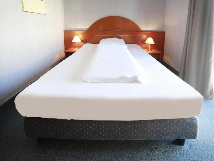 Bedroom 3, B&B HOTEL Gotha-Hbf, Gotha