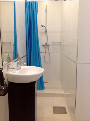 Bathroom 3, 8Villa, St Julian's