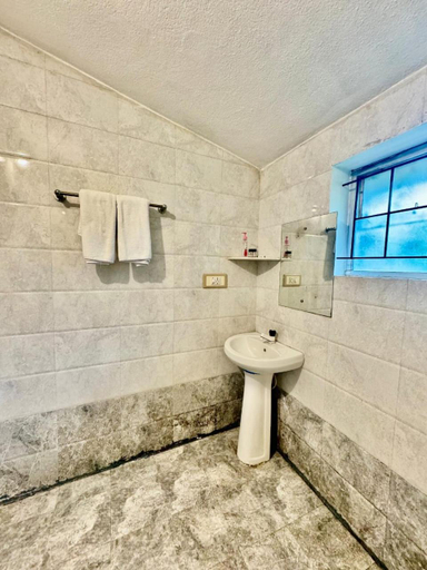 Bathroom, Coorg Nest Cottages, Kodagu