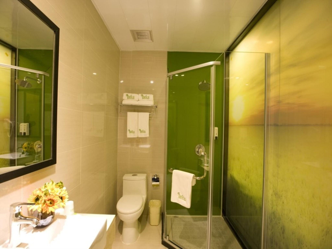 Bathroom 3, Vatica Beijing Tongzhou District Liyuan Universal Studios Hotel, Beijing