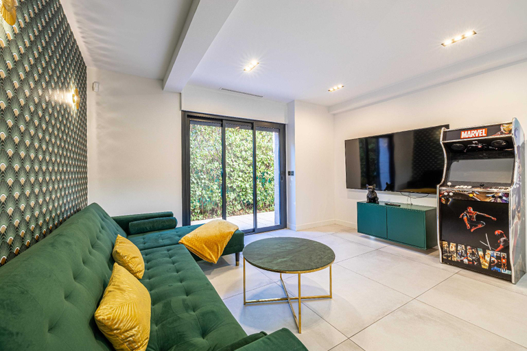 Others 5, Luxurious Villa with heated pool 6BR/12p-Cannes, Alpes-Maritimes