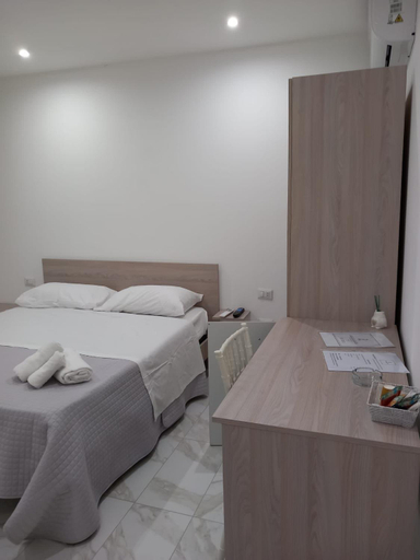 Others 3, B&b PAESTUM ROOM, Salerno